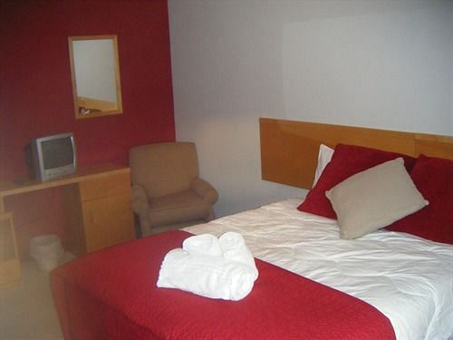Bed and Breakfast The Brasenose Arms Cropredy Екстер'єр фото